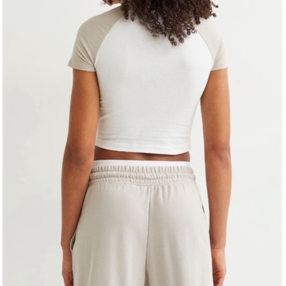 New H&M Fitted Cropped T -Shirt - Picture 5 of 6